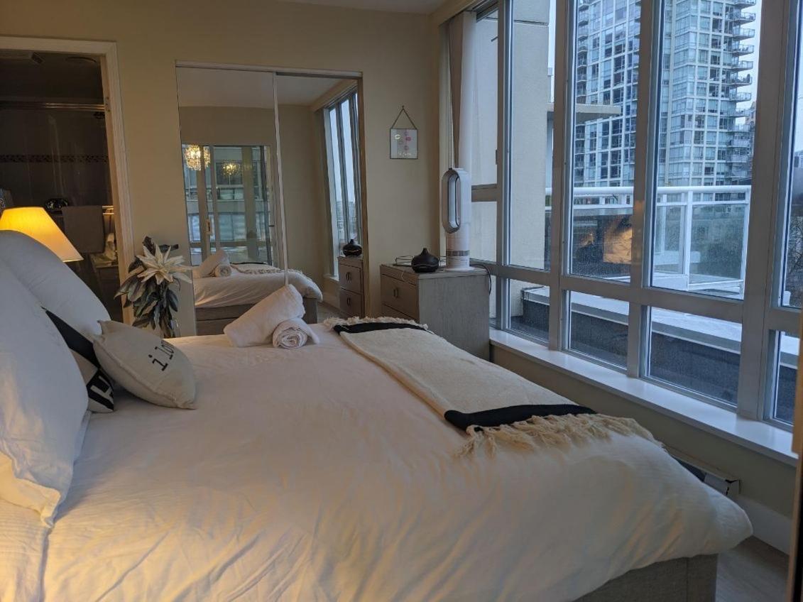 Penthouses Of Beach Ave Vancouver Zewnętrze zdjęcie